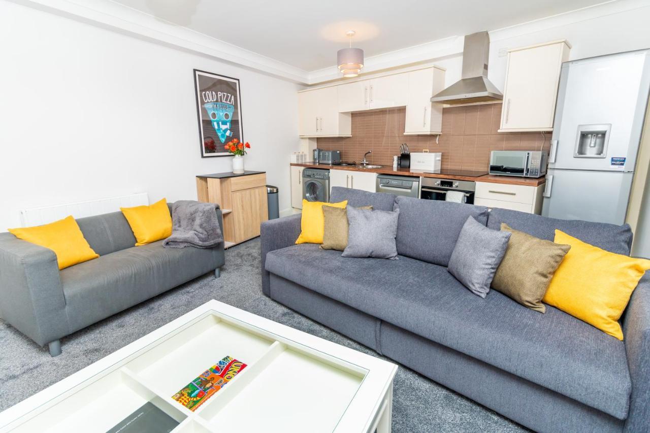 D'City Apartment, Up To 5 Guests Данди Экстерьер фото