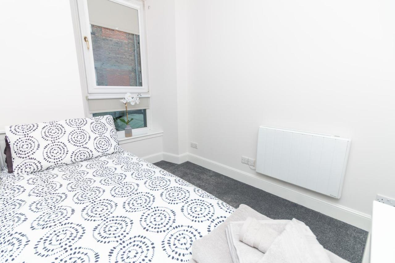 D'City Apartment, Up To 5 Guests Данди Экстерьер фото